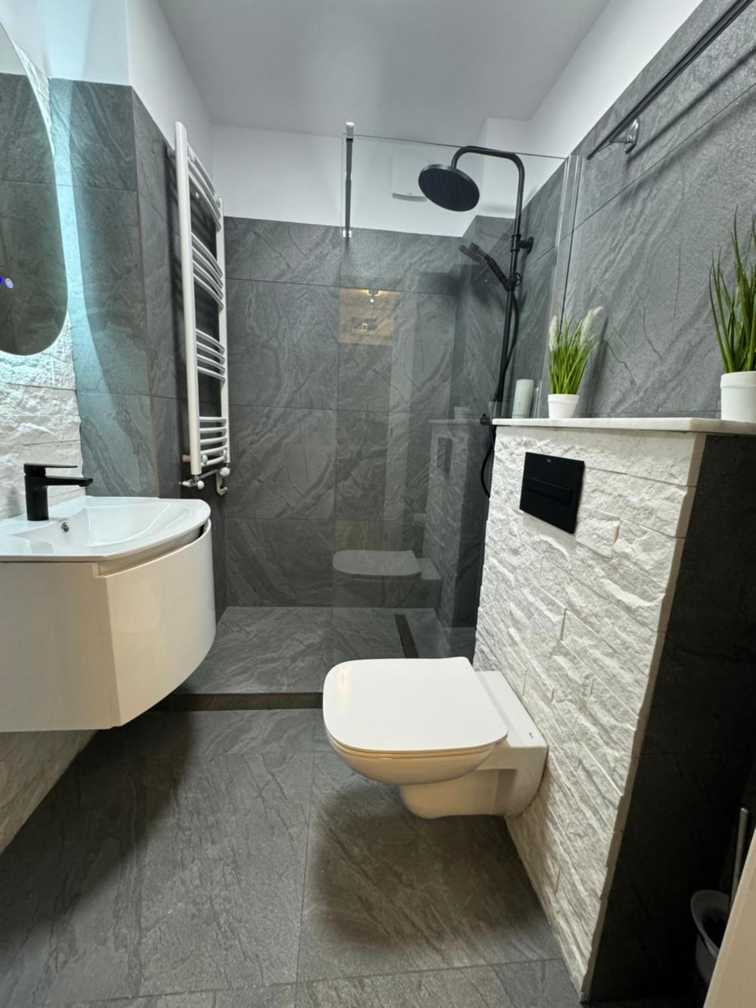 Central Suite Бухарест Екстер'єр фото